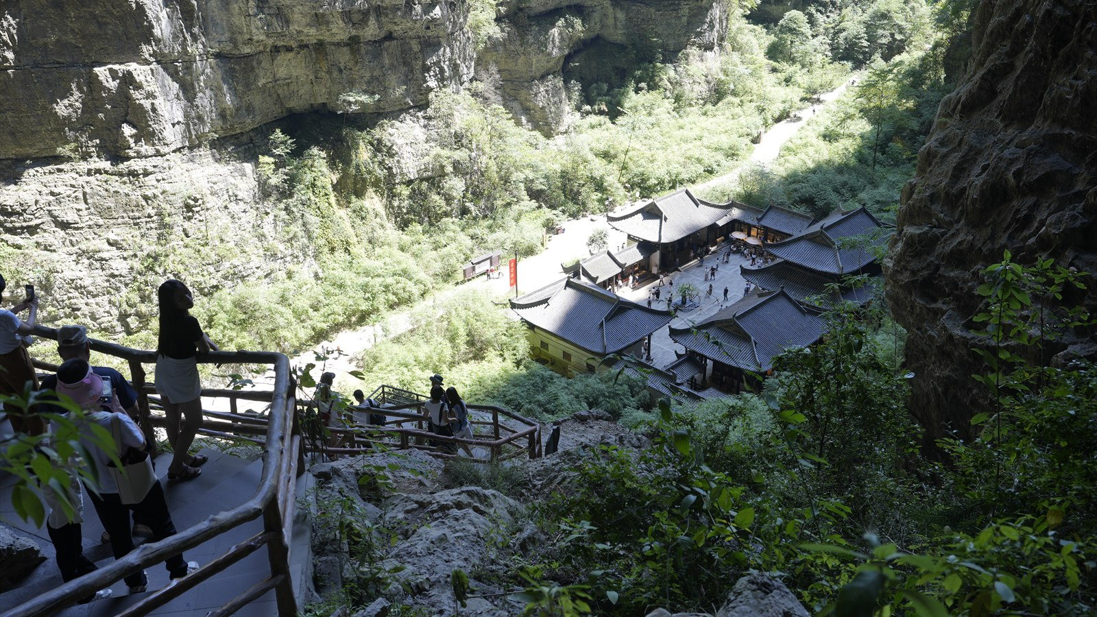 Wulong Karst natural bridge